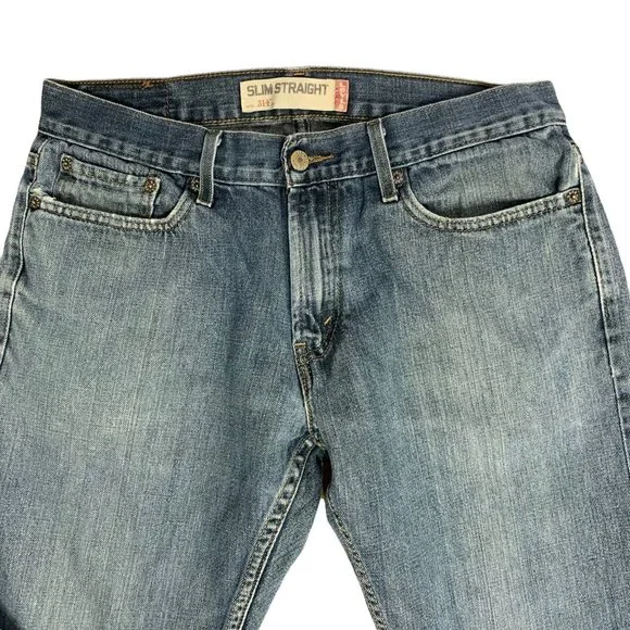 Mens Levis 514 Denim Jeans 33 x 32 Med Wash Slim Fit Straight Leg 5 Pockets - Picture 2 of 6